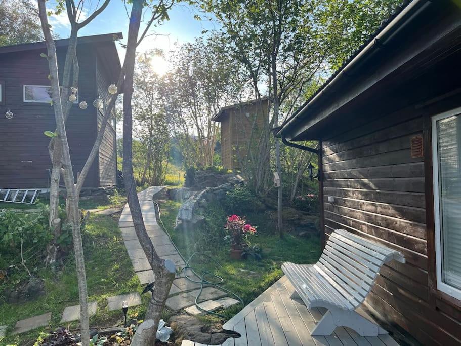 Gjestehytte Pa Moster Med Boblebad Bomlo Экстерьер фото
